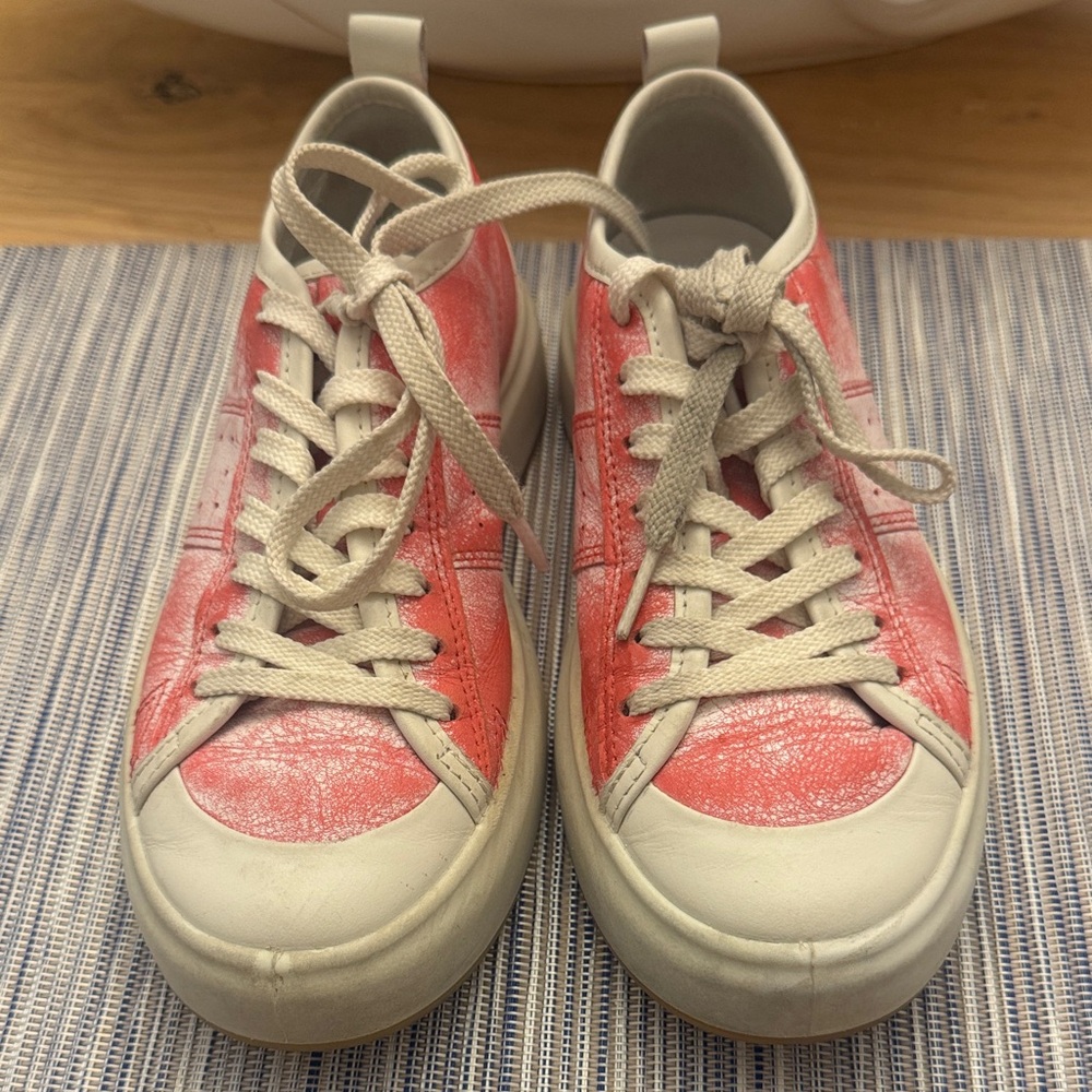 Ecco Pink and White Street Ace Sneakers 4-4.5/ 35